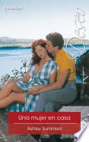 Una Mujer En Casa